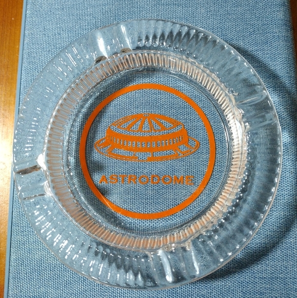 Vintage Houston‎ Astros Astrodome Glass Ashtray - Picture 1 of 3